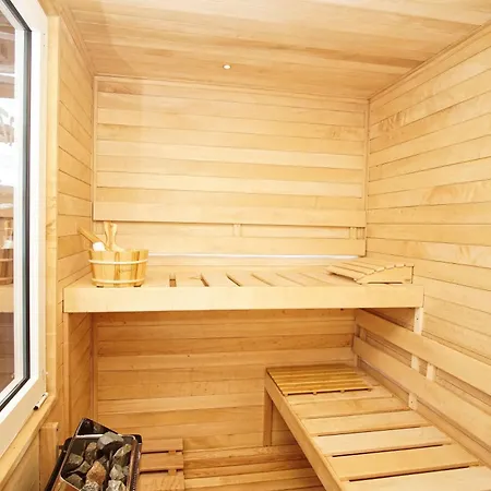 Hausboot Lydia Mit Sauna Und Elektrokamin - Hausbooturlaub Auf Ruegen بيت للعطل *